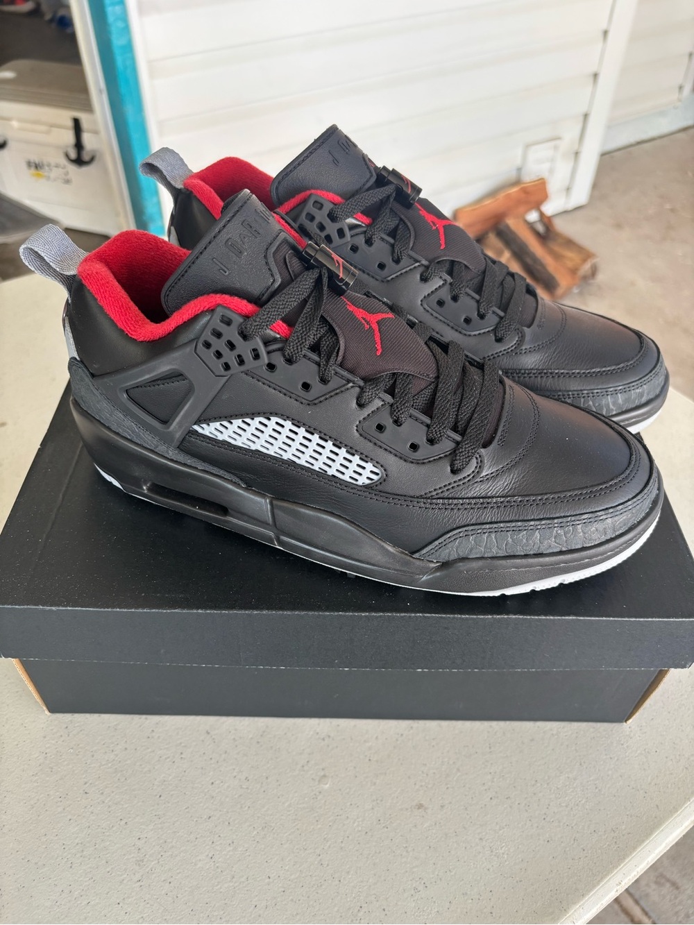 Golf Air Jordan Style Men’s Black/Red Low-Top Sneakers SZ 9
